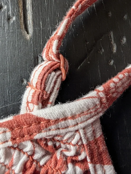 American Eagle Large Floral Strappy V-Neck Crop Top Boho Chic Indie Summer Girl - Picture 2 of 7